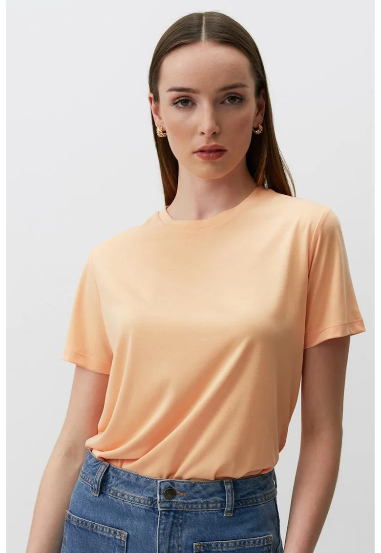 Tricou din amestec de modal cu decolteu la baza gatului