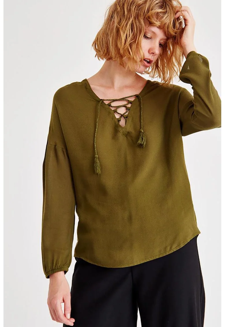 Bluza cu decolteu in V si sireturi, Verde masliniu