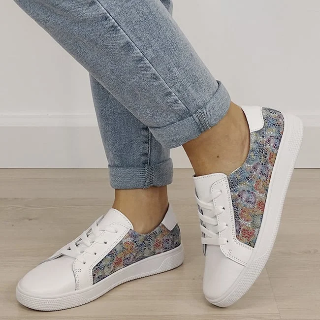 Sneakersi albi cu imrpimeu din piele naturala 5166 M4