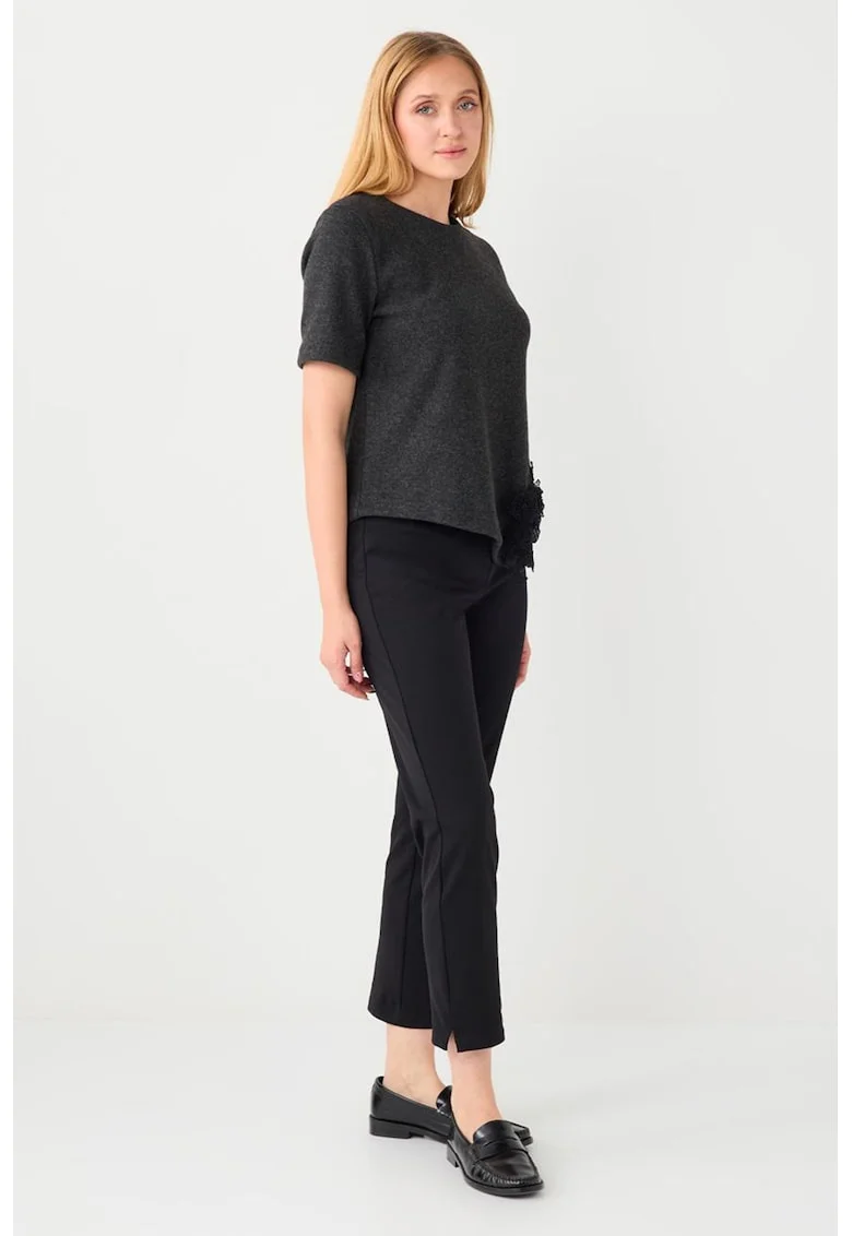 Pantaloni crop eleganti cu model uni, Negru