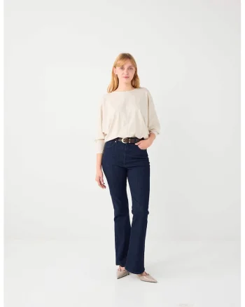 Bluza cu decolteu la baza gatului si maneci 3/4, Bej deschis