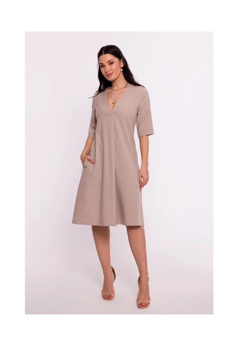 Rochie trapez cu decolteu in V,