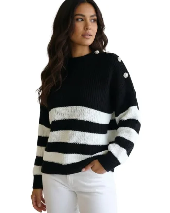 Pulover dama,  gros, alb-negru, cu model in dungi, decolteu rotund, maneci lungi