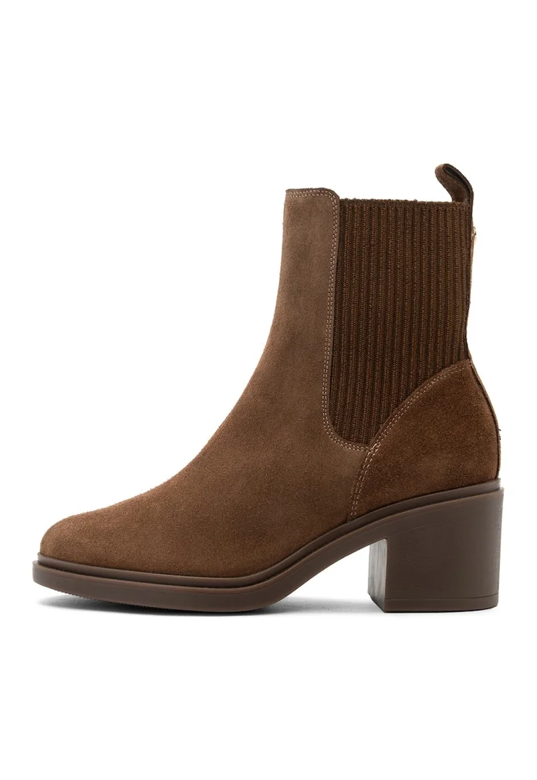 Botine de piele intoarsa cu toc, Maro inchis