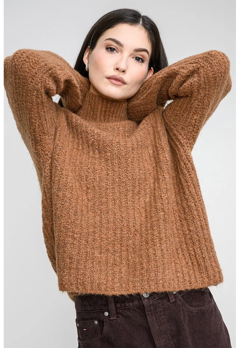 Pulover din amestec de lana cu guler inalt si maneci cazute, Maro camel
