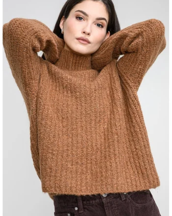 Pulover din amestec de lana cu guler inalt si maneci cazute, Maro camel