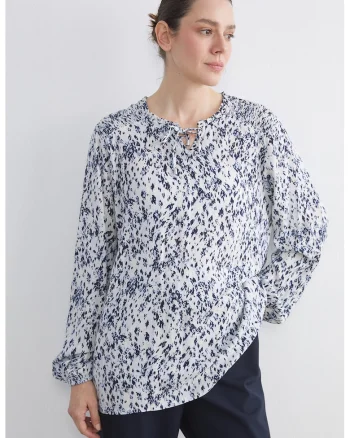 Bluza lejera cu papion si model, Alb/Albastru