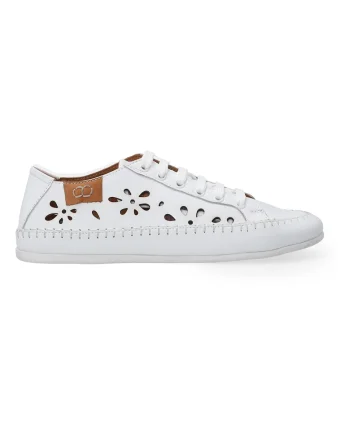 Pantofi sport de piele cu motive florale decupate