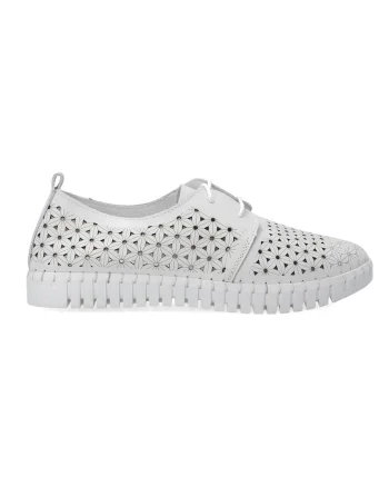 Pantofi casual din piele cu decupaje florale
