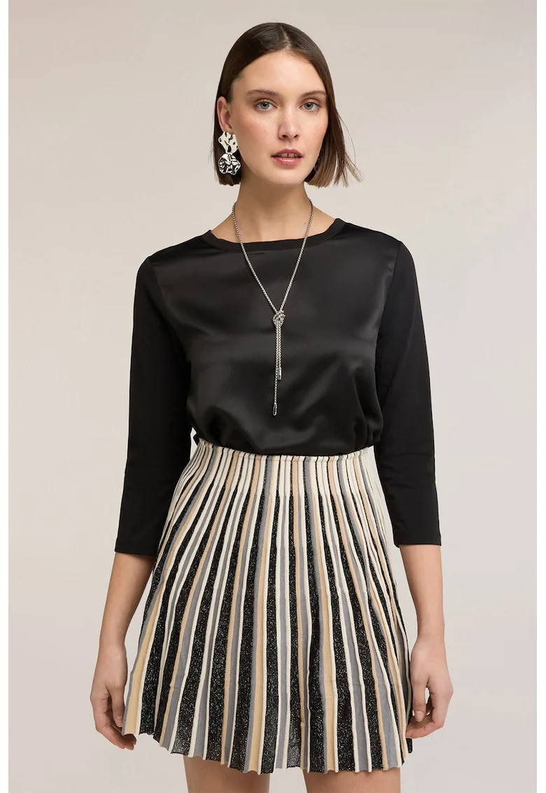 Bluza uni cu decolteu rotund, Negru