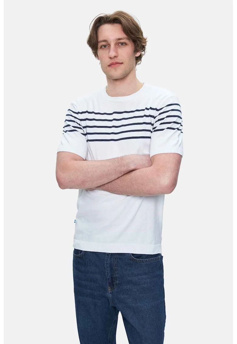 Tricou regular fit cu decolteu la baza gatului Kendrick, Alb