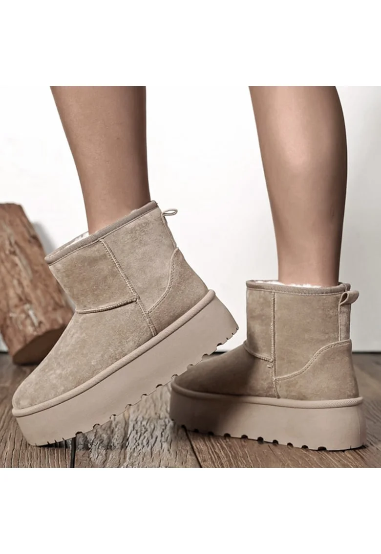 Ghete kaki deshis imblanite cu talpa groasa LT33-45 111 18797, Kaki