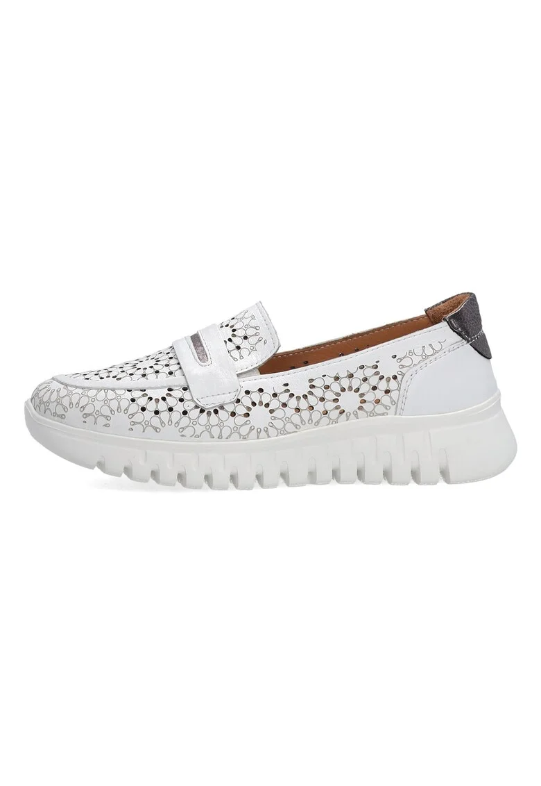Pantofi loafer cu perforatii decorative