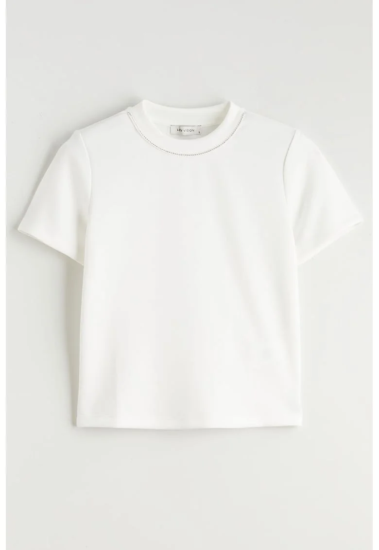 Tricou cu decolteu la baza gatului, Alb