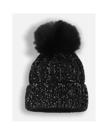 Caciula cu pom pom