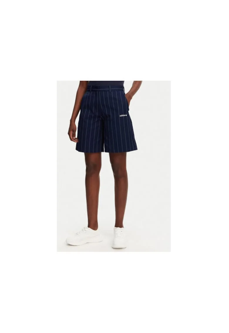 Pantaloni scurti  cu model in dungi