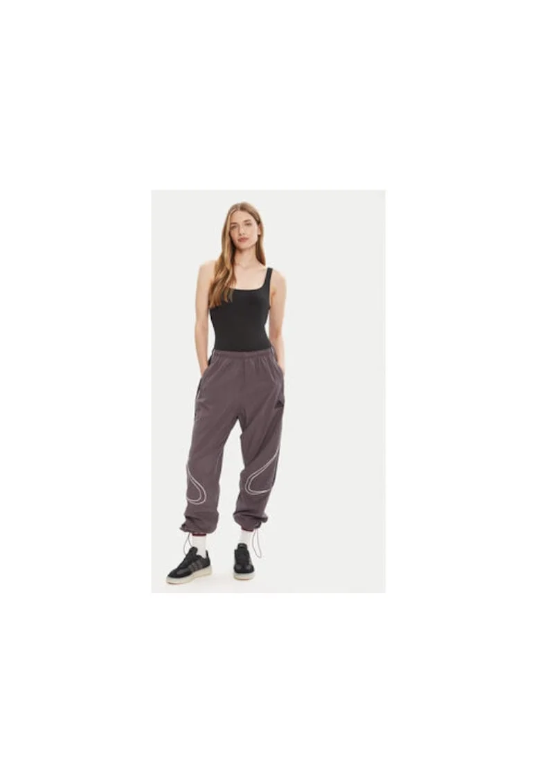 Pantaloni de trening cu model grafic