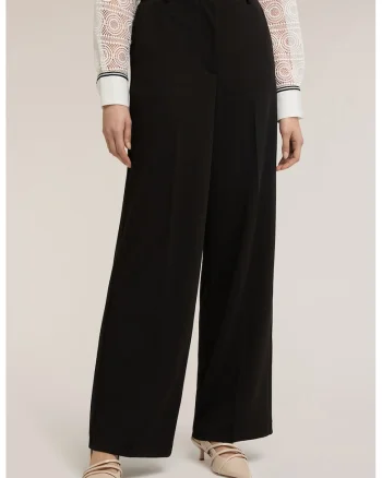 Pantaloni cu croiala ampla si buzunare laterale, Negru