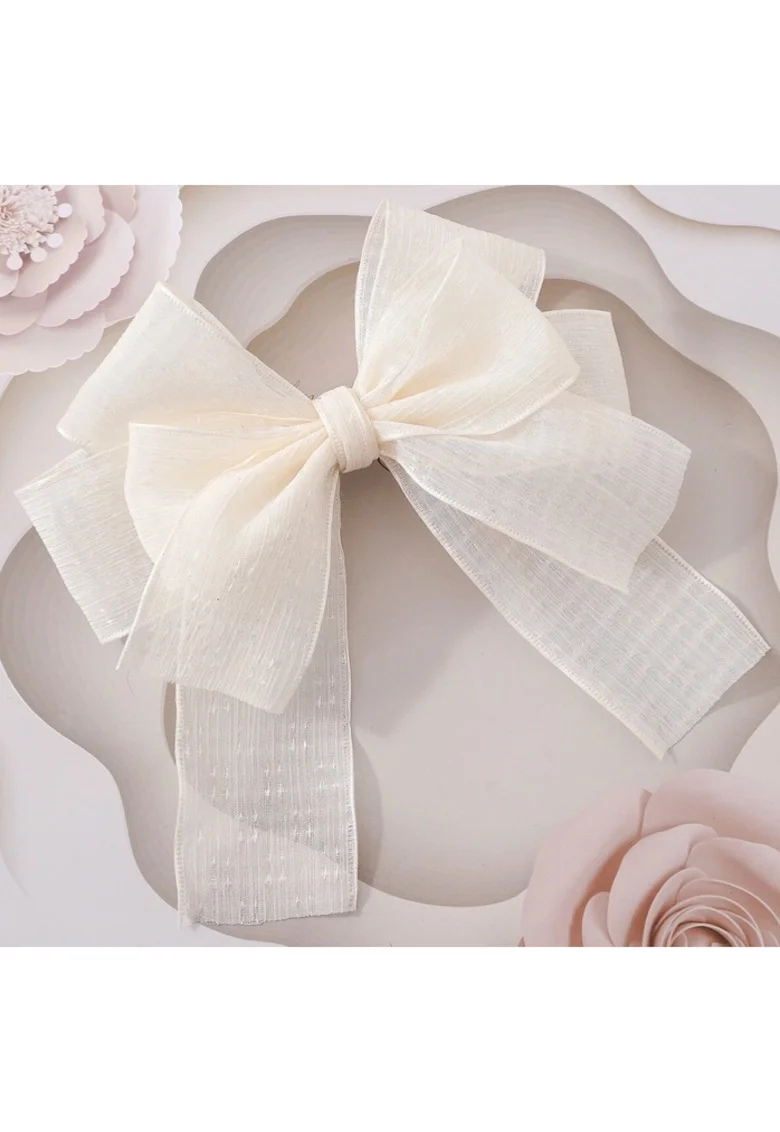 Clama de Par Eleganta Crem pentru Fetite – Accesoriu Perfect pentru Evenimente Speciale si Zilnice