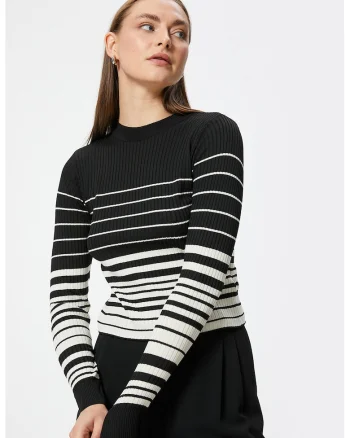 Pulover striat cu dungi, Alb/Negru