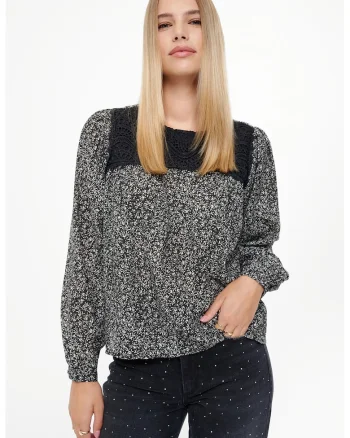 Bluza cu maneci lungi, Negru