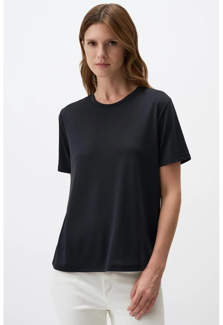 Tricou din amestec de modal cu decolteu rotund, Negru