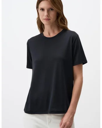 Tricou din amestec de modal cu decolteu rotund, Negru