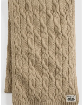 Fular crosetat, Maro camel