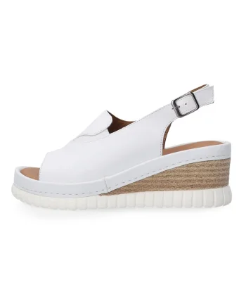 Sandale cu talpa wedge si catarama