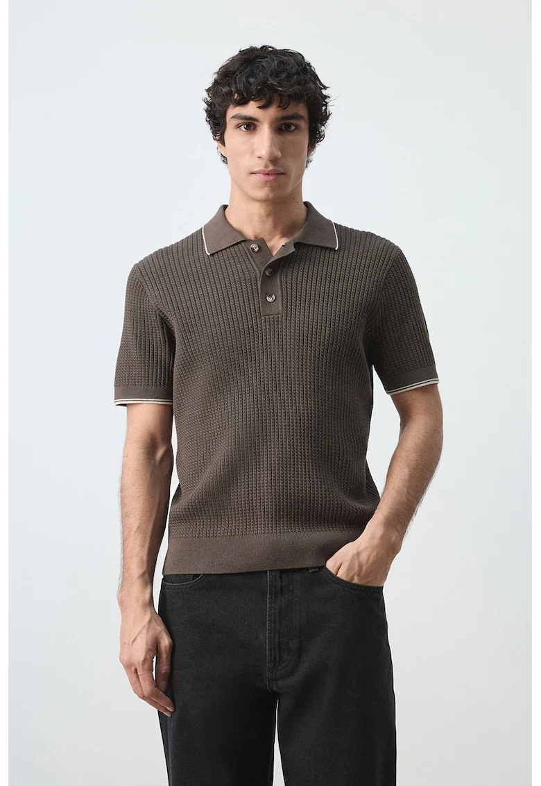 Tricou polo tricotat fin, Maro inchis