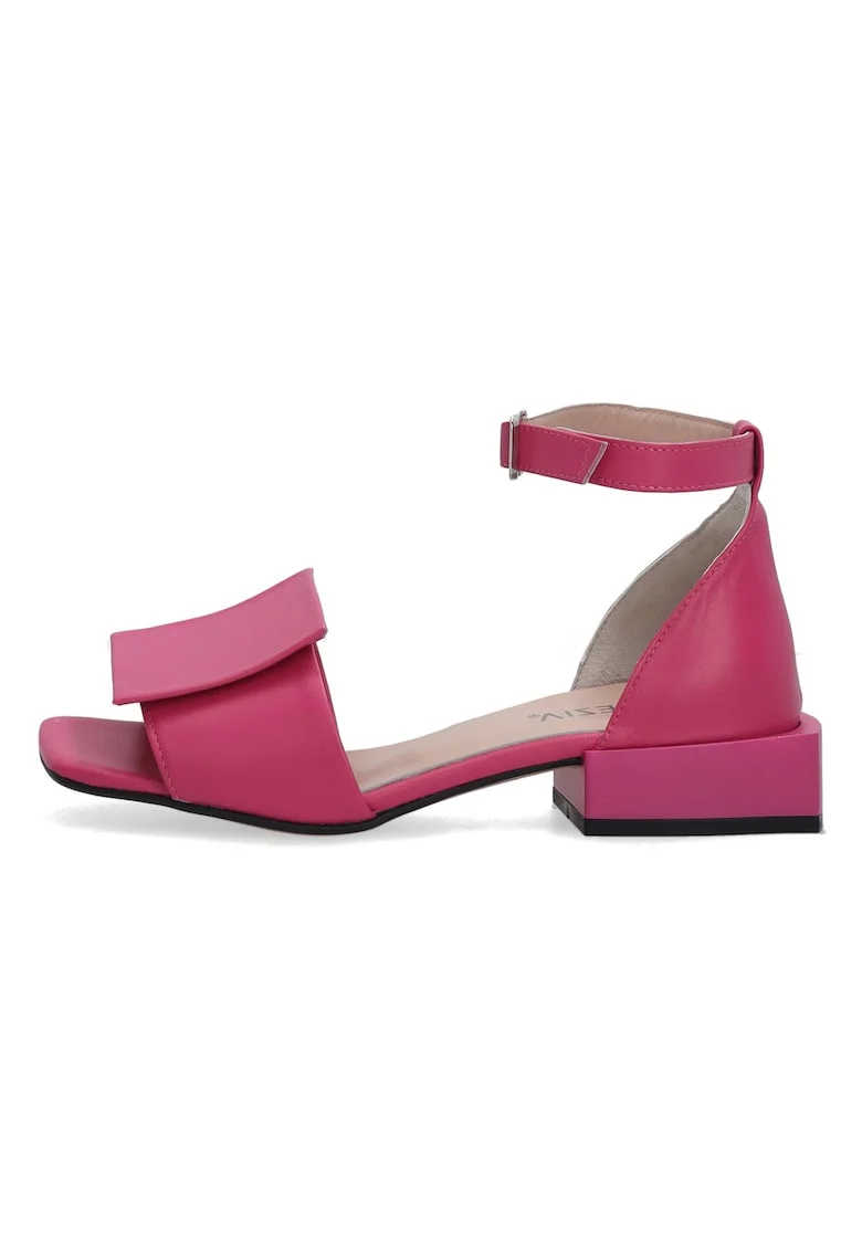 Sandale din piele cu design geometric