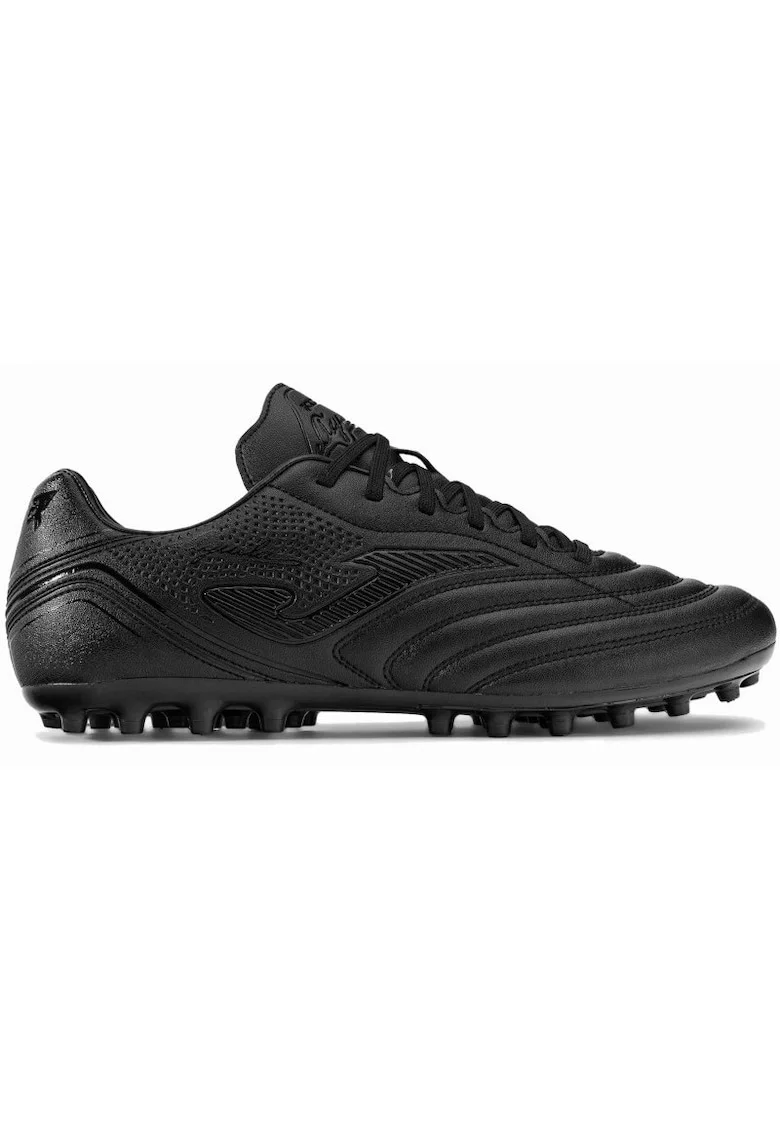 Pantofi de fotbal cu crampoane