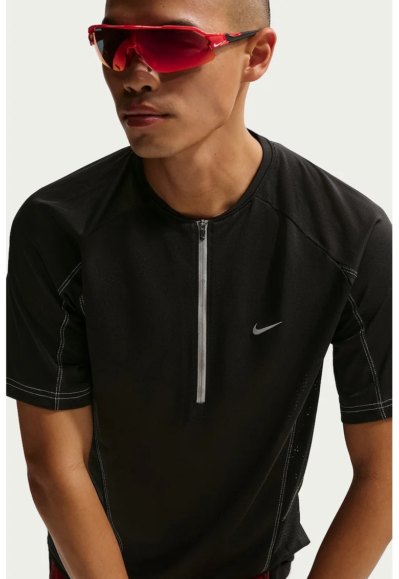Tricou cu fenta cu fermoar pentru alergare, Negru