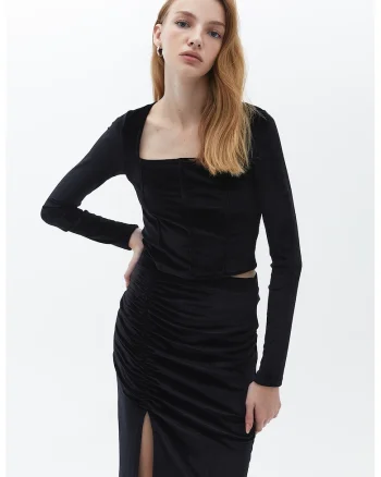Bluza slim-fit cu decolteu patrat, Negru