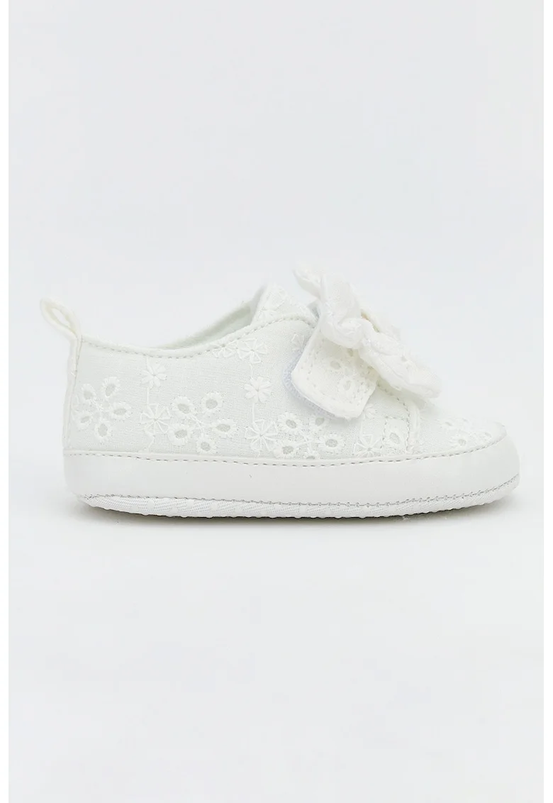 Pantofi cu velcro si funde decorative, Alb optic