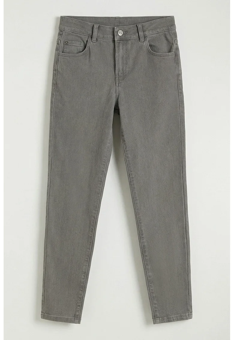 Blugi super skinny, Grej
