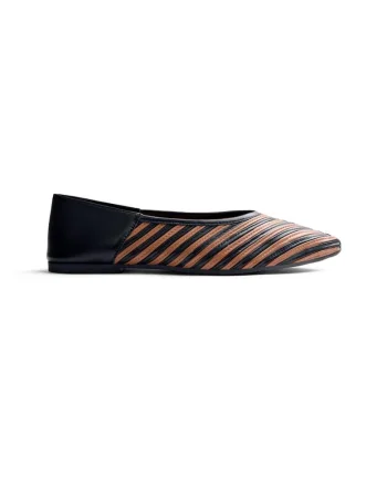 Balerini din piele cu model dungi, Negru/Maro