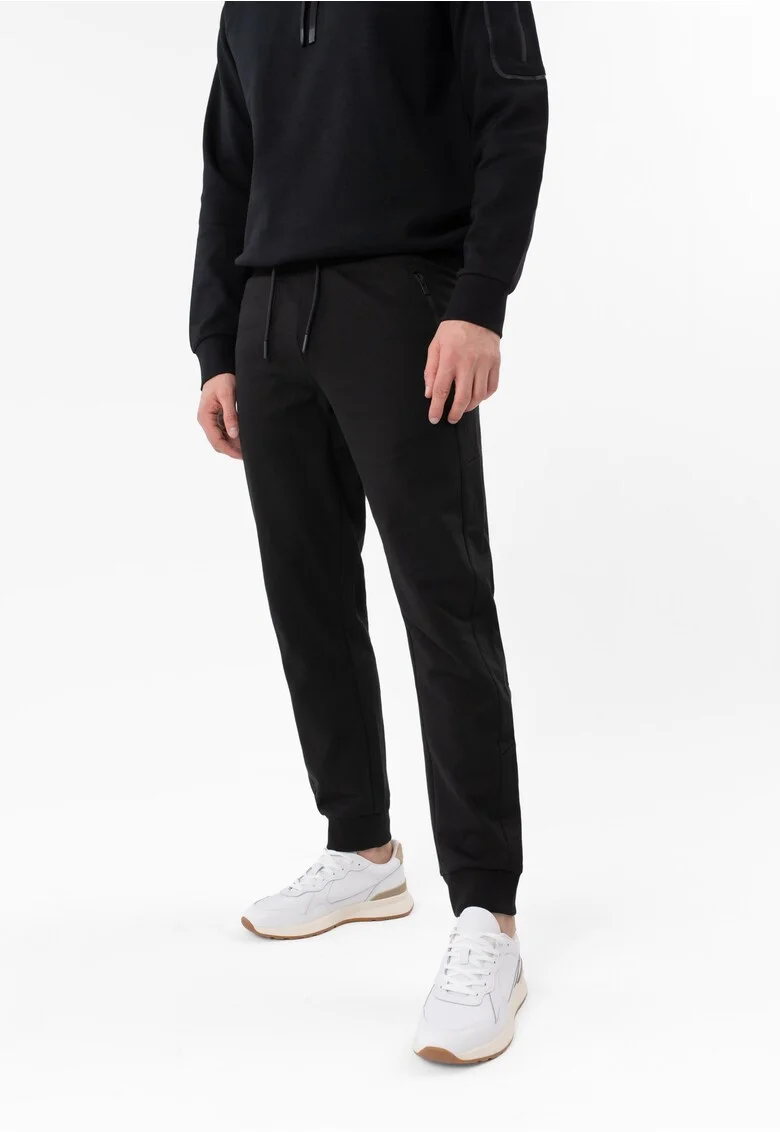 Pantaloni jogger din bumbac, cu buzunare, regular fit, banda elastica cu snur,  N-Pilo, negru, Negru