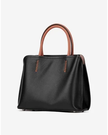 Geanta dama din piele texturata neagra cu barete maro