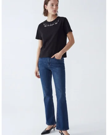 Tricou cu aplicatie din strasuri pe decolteu, Negru/Transparent