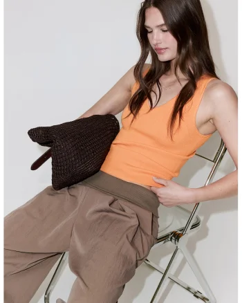 Top slim-fit cu decolteu in V, Portocaliu
