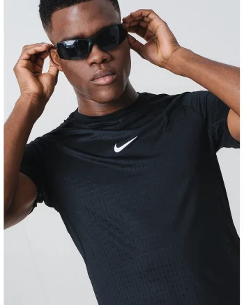 Tricou pentru fitness, Negru