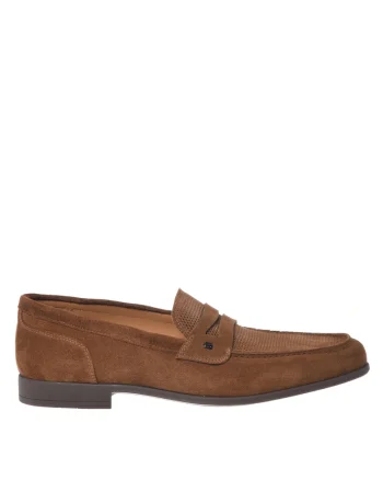 Pantofi loafer de piele intoarsa cu segment cu perforatii, Maro