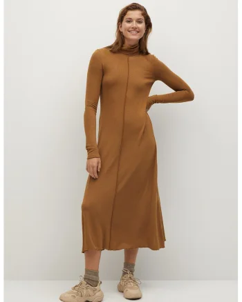 Rochie midi cu guler inalt Almi, Maro scortisoara