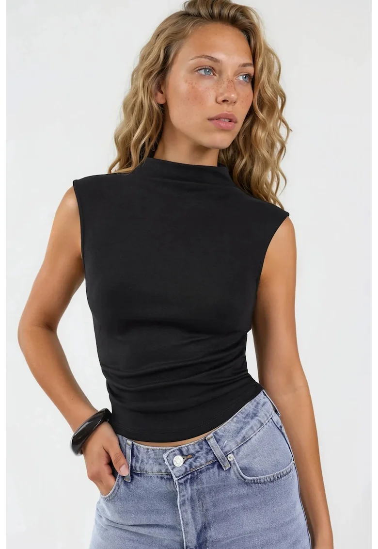 Top scurt  casual, guler semi-rulat, negru, 60% poliester, 35% viscoza, 5% elastan,