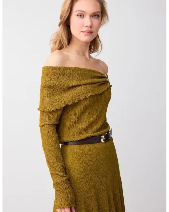 Bluza texturata cu decolteu pe umeri, Verde masliniu