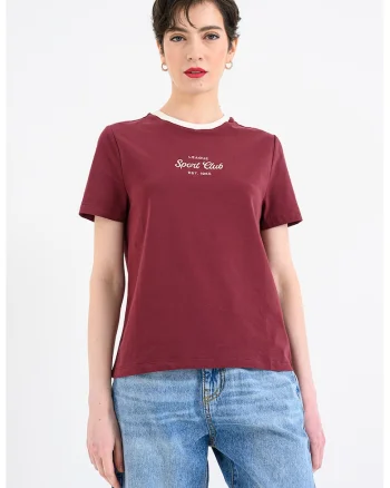 Tricou cu decolteu la baza gatului si imprimeu text, Visiniu