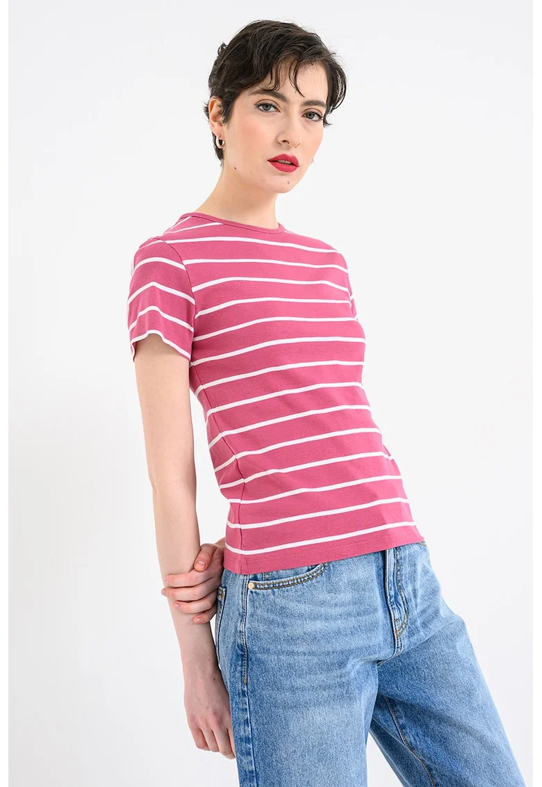 Tricou cu decolteu la baza gatului si dungi, Roz