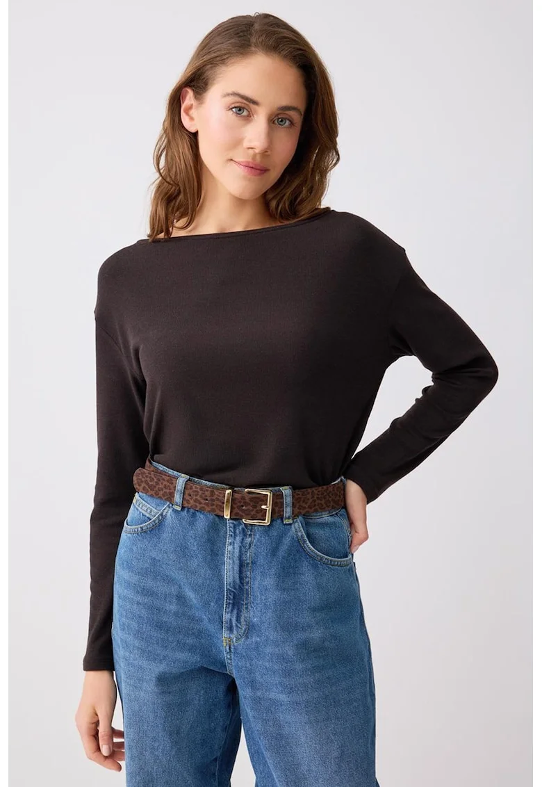 Bluza cu decolteu barcuta, Maro