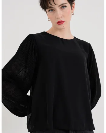 Bluza vaporoasa cu maneci lungi, Negru